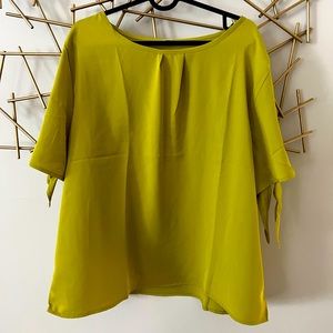 Neon / Green Top